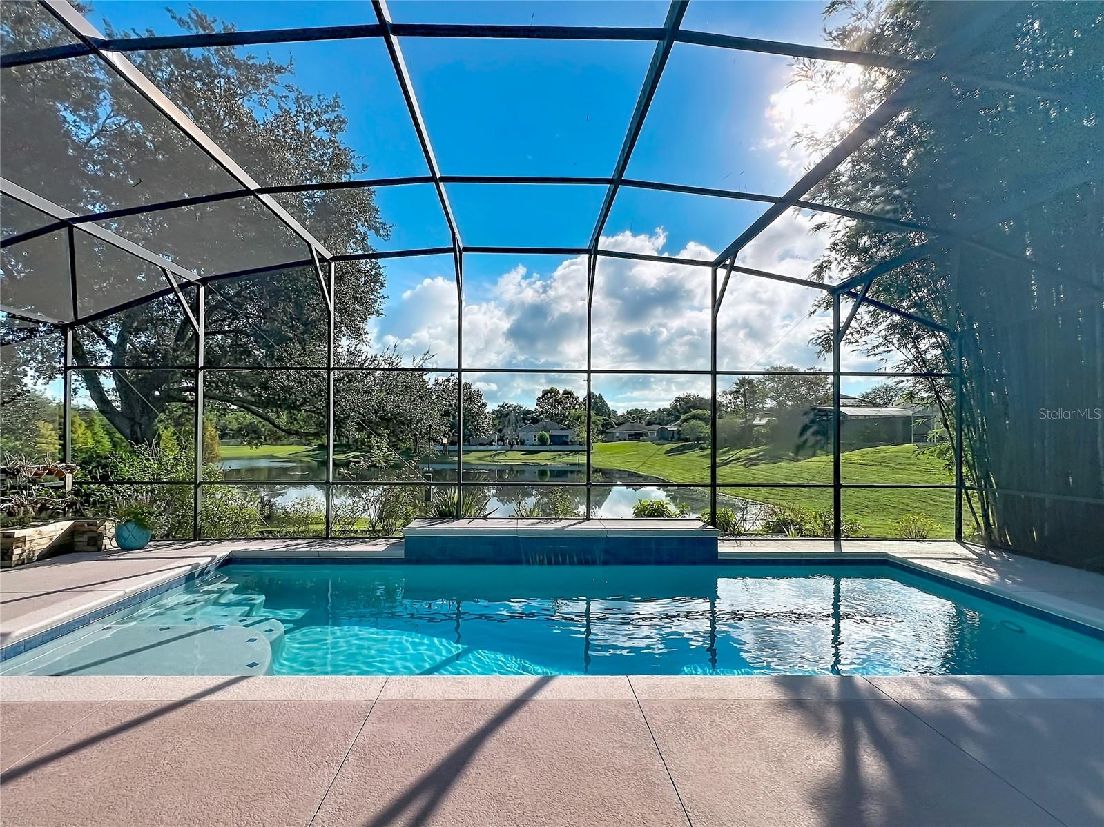 5377 RED LEAF COURT
