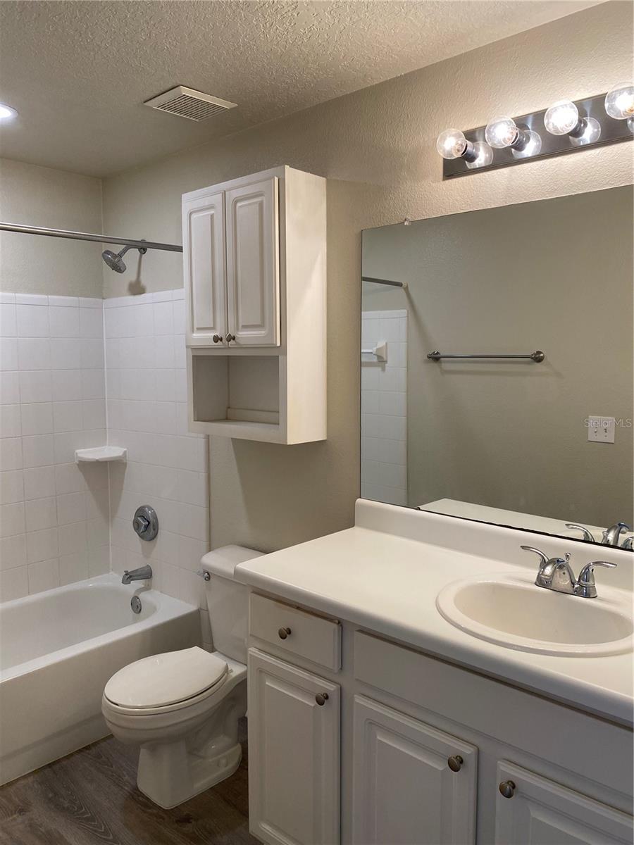 HARBOUR PLACE CITY HOMES A CON - Residential Lease