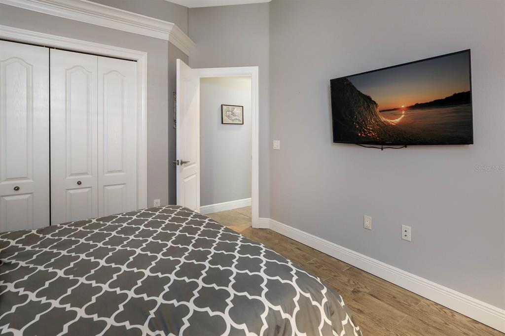 SHAWS POINT - Residential