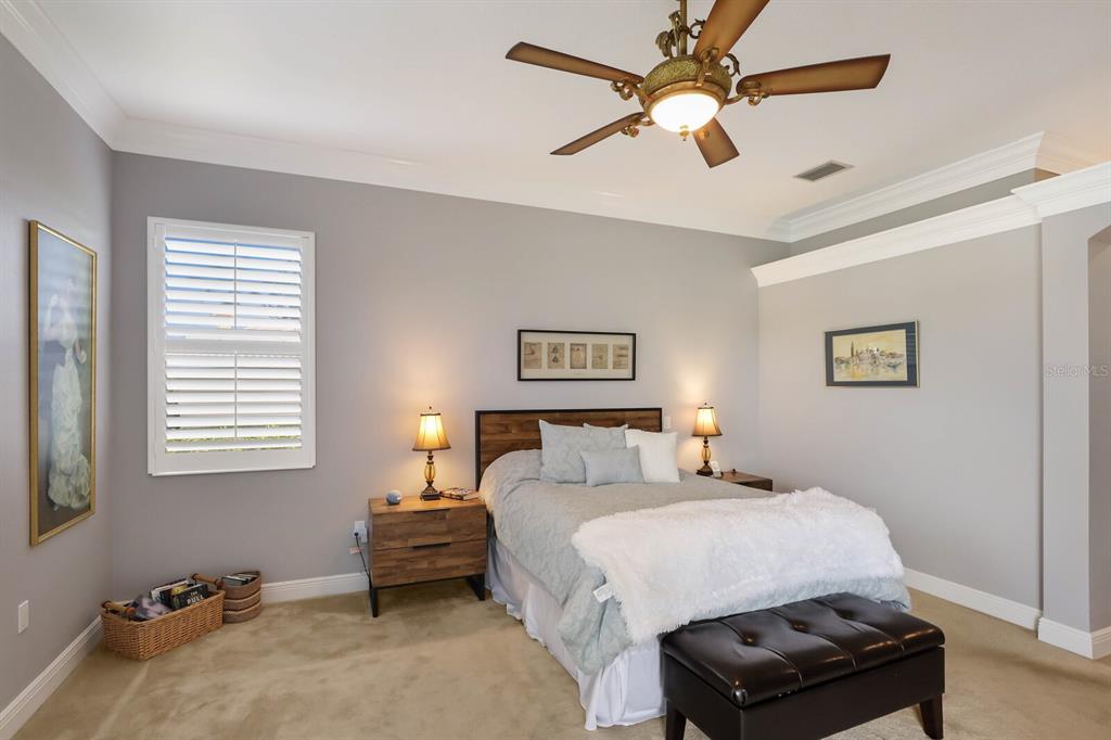 SHAWS POINT - Residential