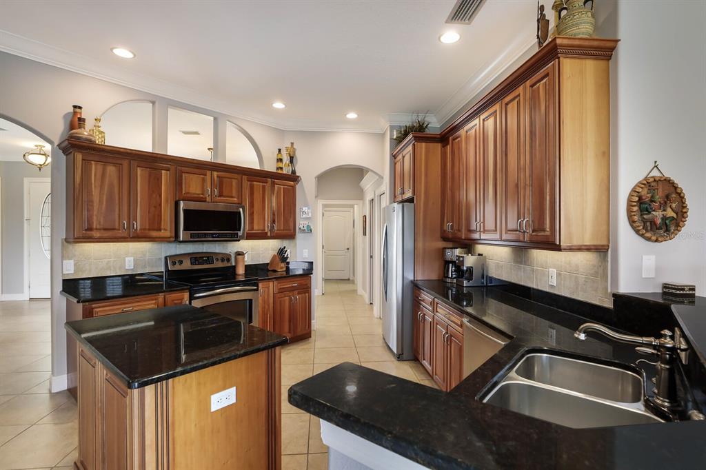 SHAWS POINT - Residential