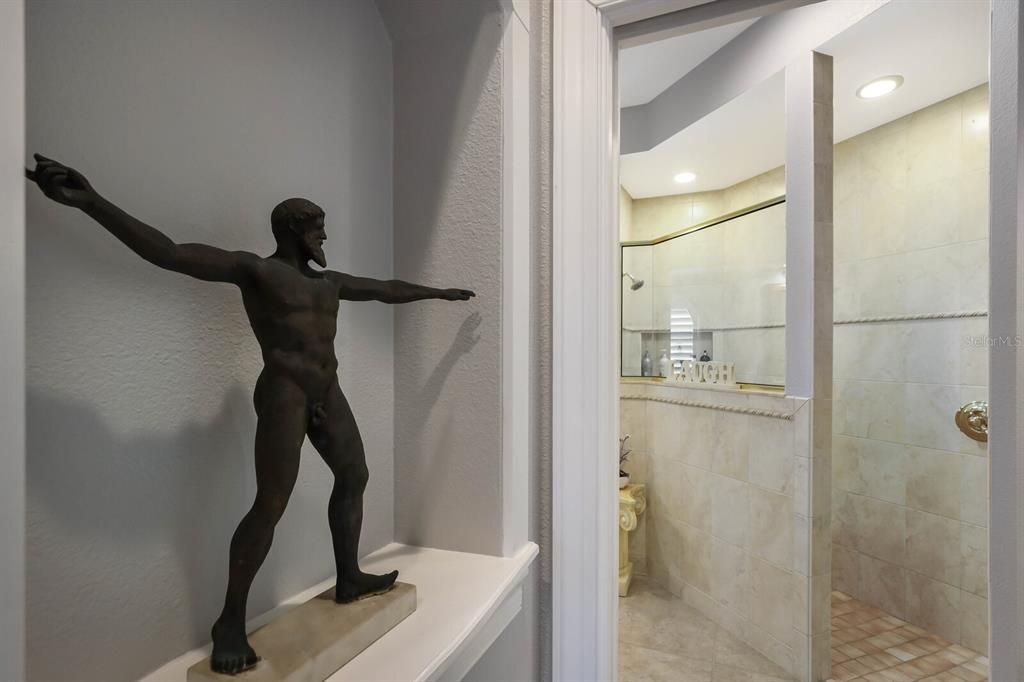 SHAWS POINT - Residential