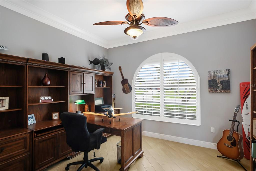 SHAWS POINT - Residential