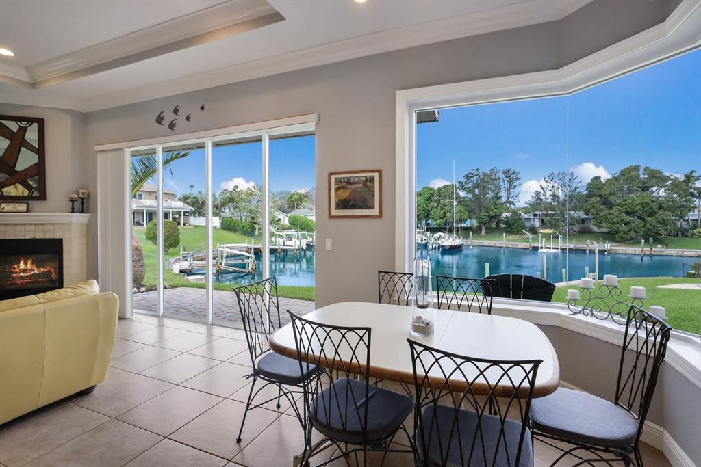 SHAWS POINT - Residential