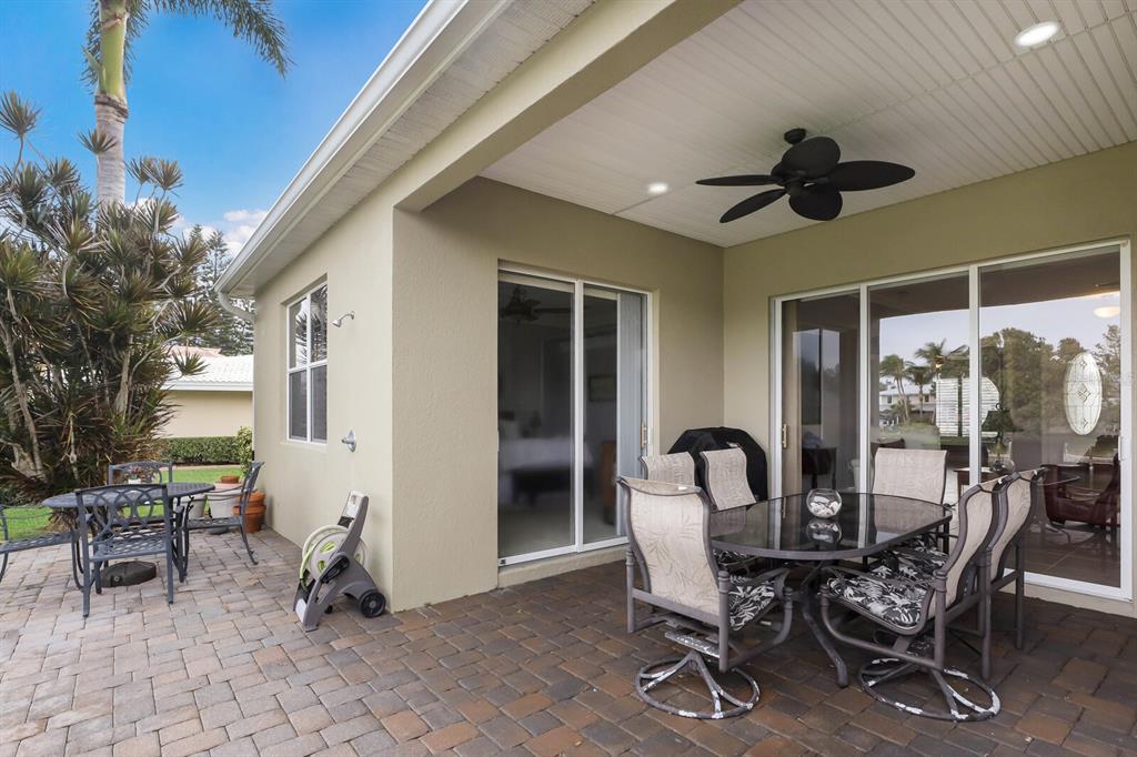 SHAWS POINT - Residential