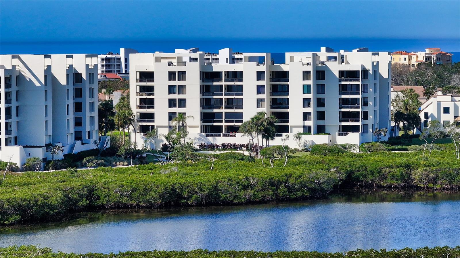 FAIRWAY BAY 1 - Residential