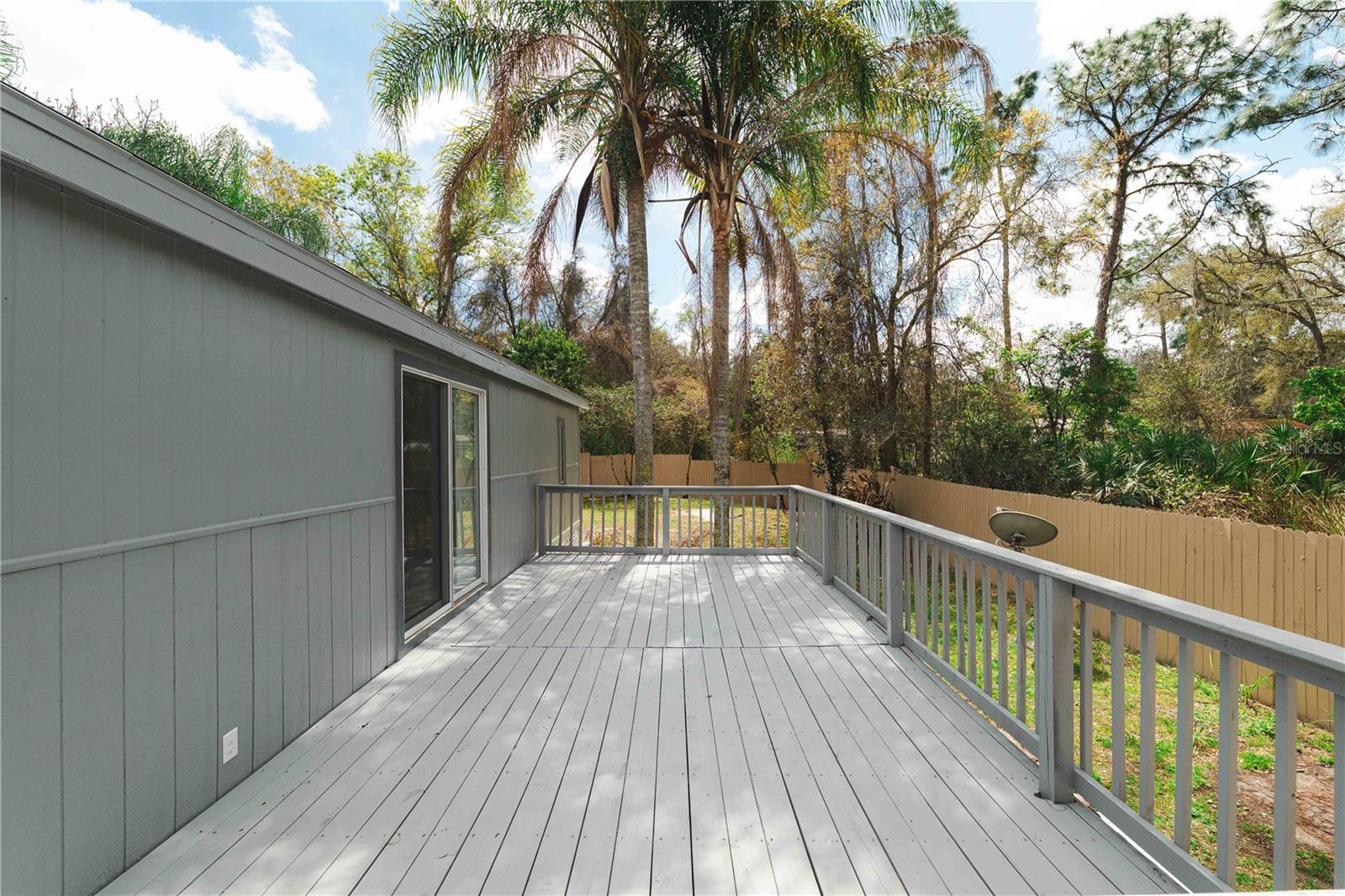 MOON LAKE ESTATES - Residential