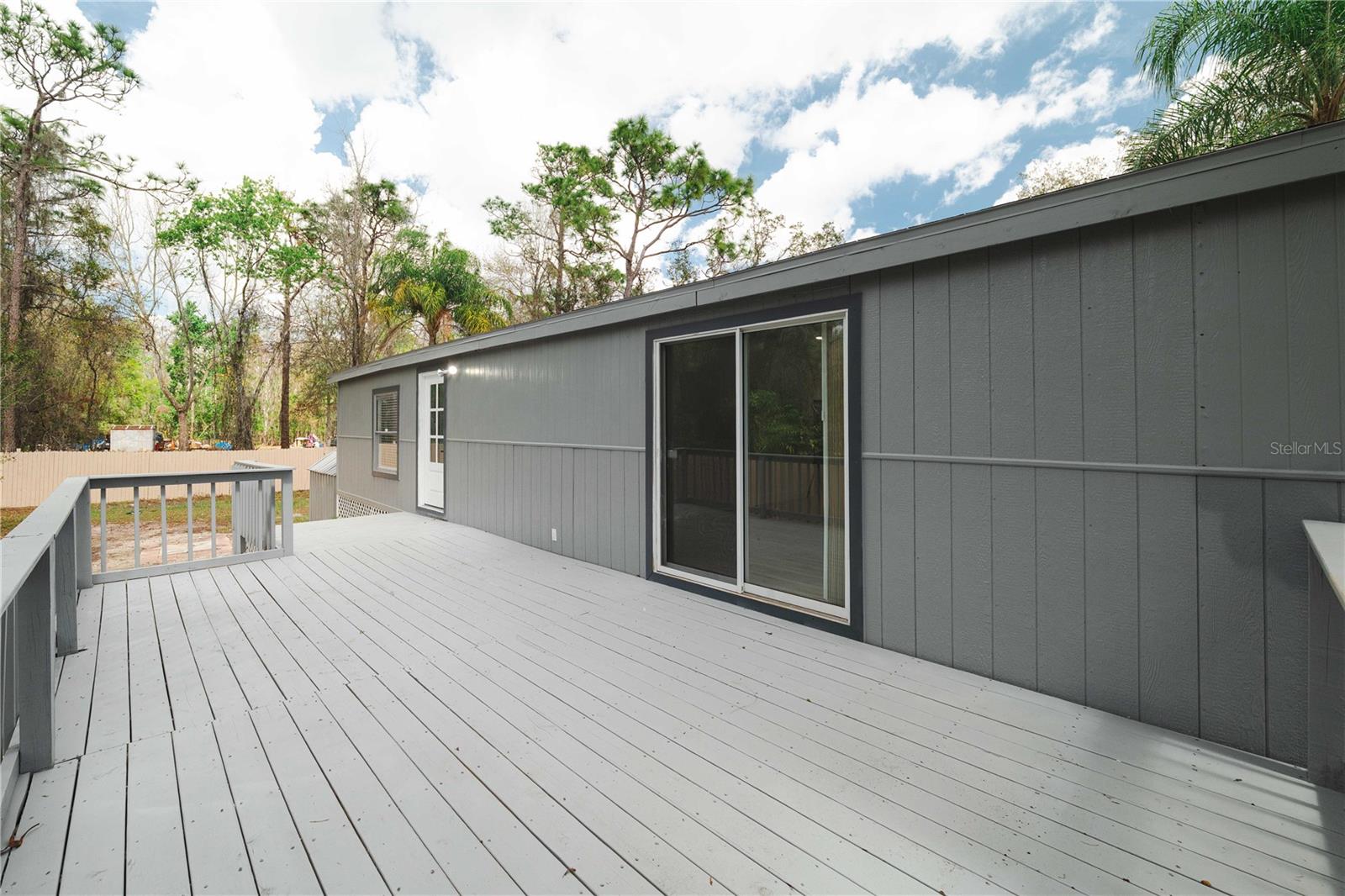 MOON LAKE ESTATES - Residential