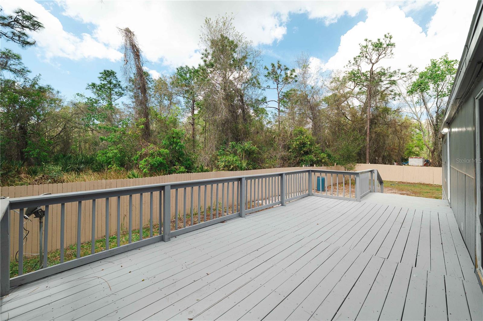 MOON LAKE ESTATES - Residential