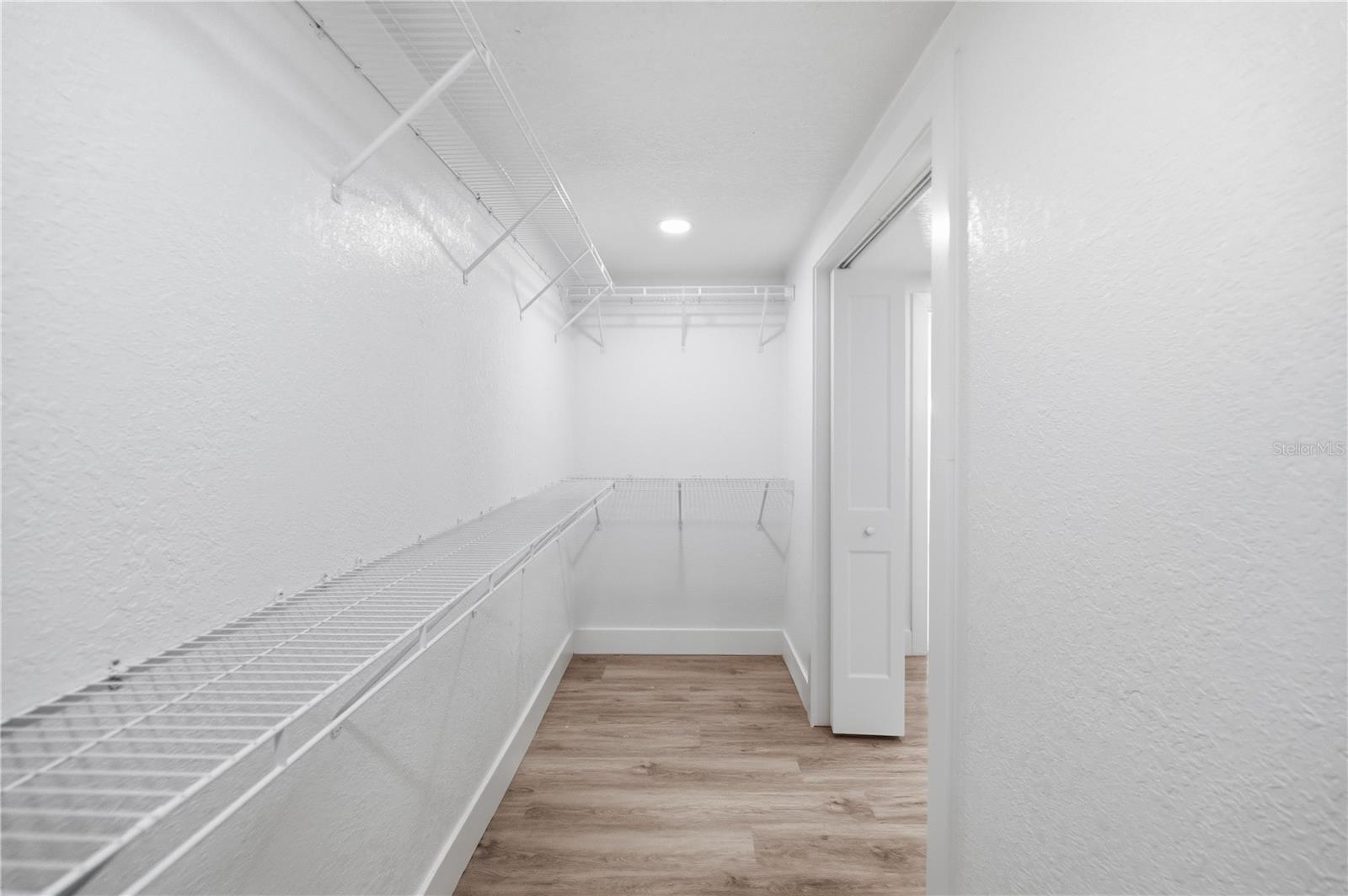 MOON LAKE ESTATES - Residential