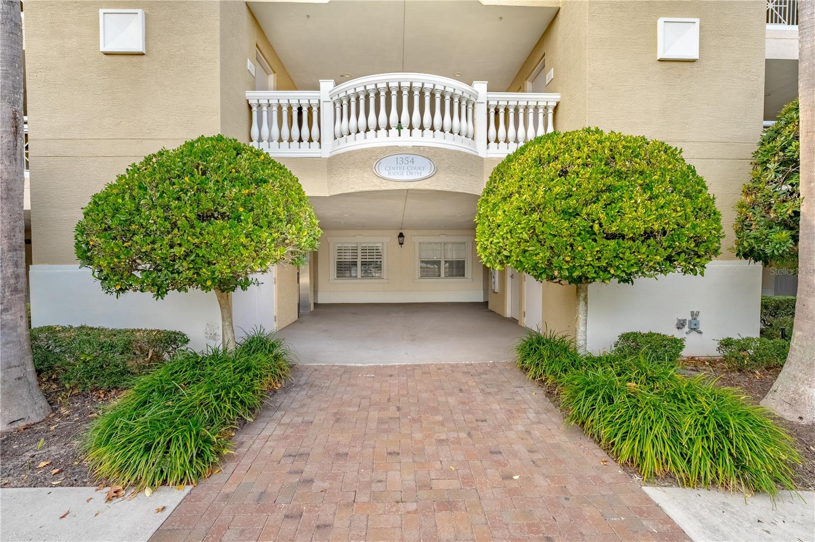 CENTRE COURT RIDGE CONDO PH 3 BLDG C - Residential