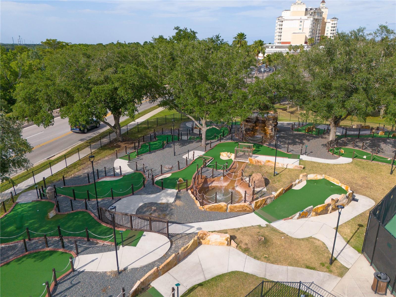 CENTRE COURT RIDGE CONDO PH 3 BLDG C - Residential