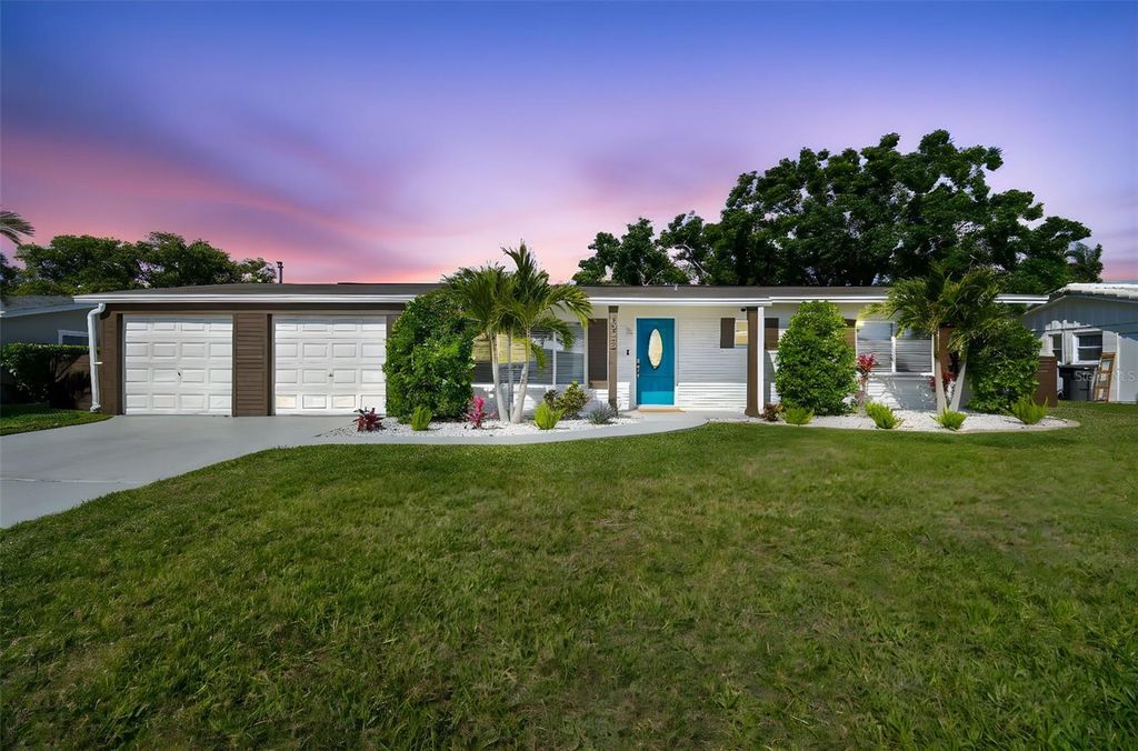 Photo of 3922 Fontainebleau Drive, Tampa, FL 33634 (MLS # TB8379842)