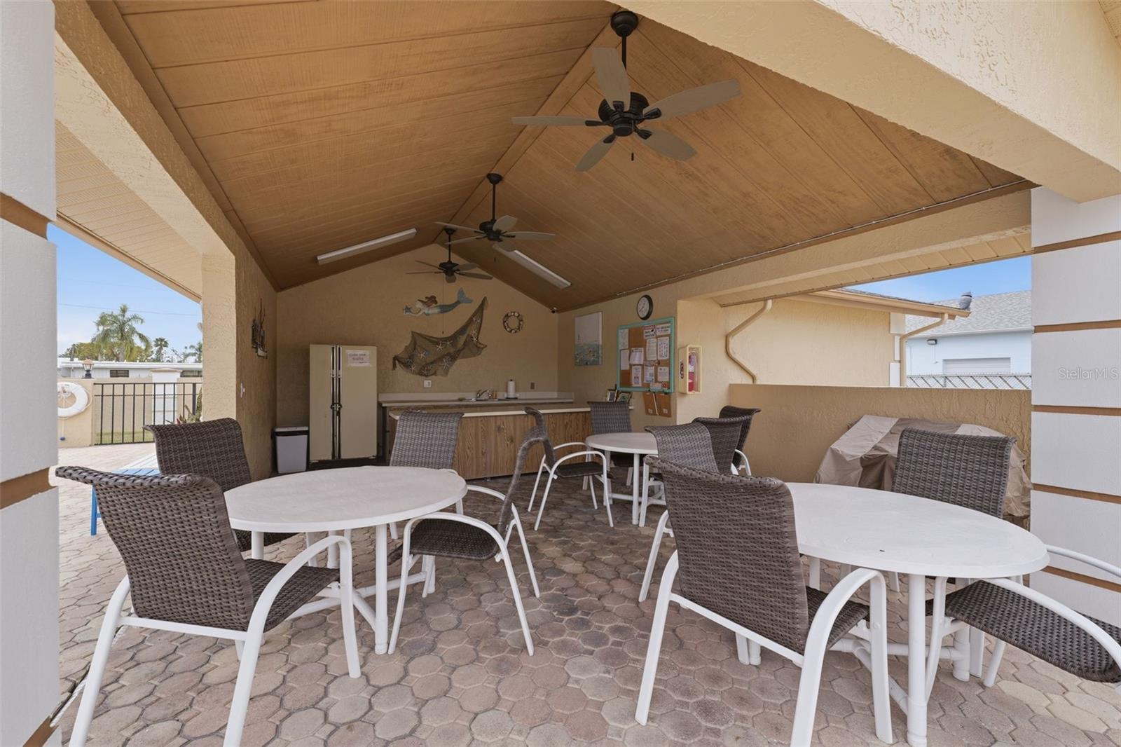 BAY PARK ESTATES - Residential