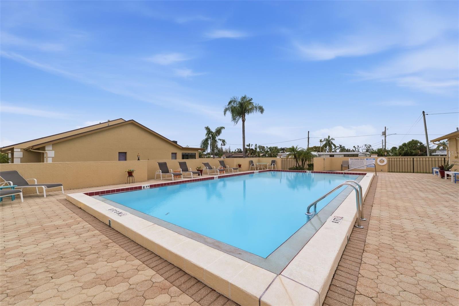 BAY PARK ESTATES - Residential