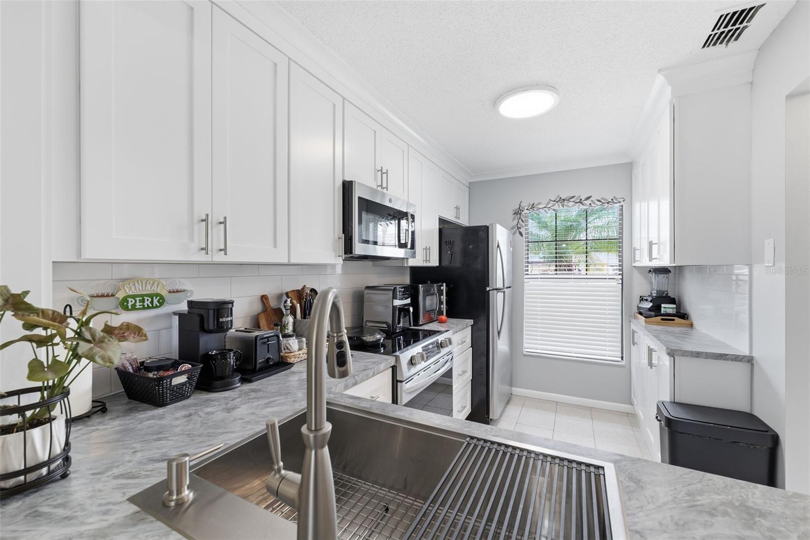 BAY PARK ESTATES - Residential