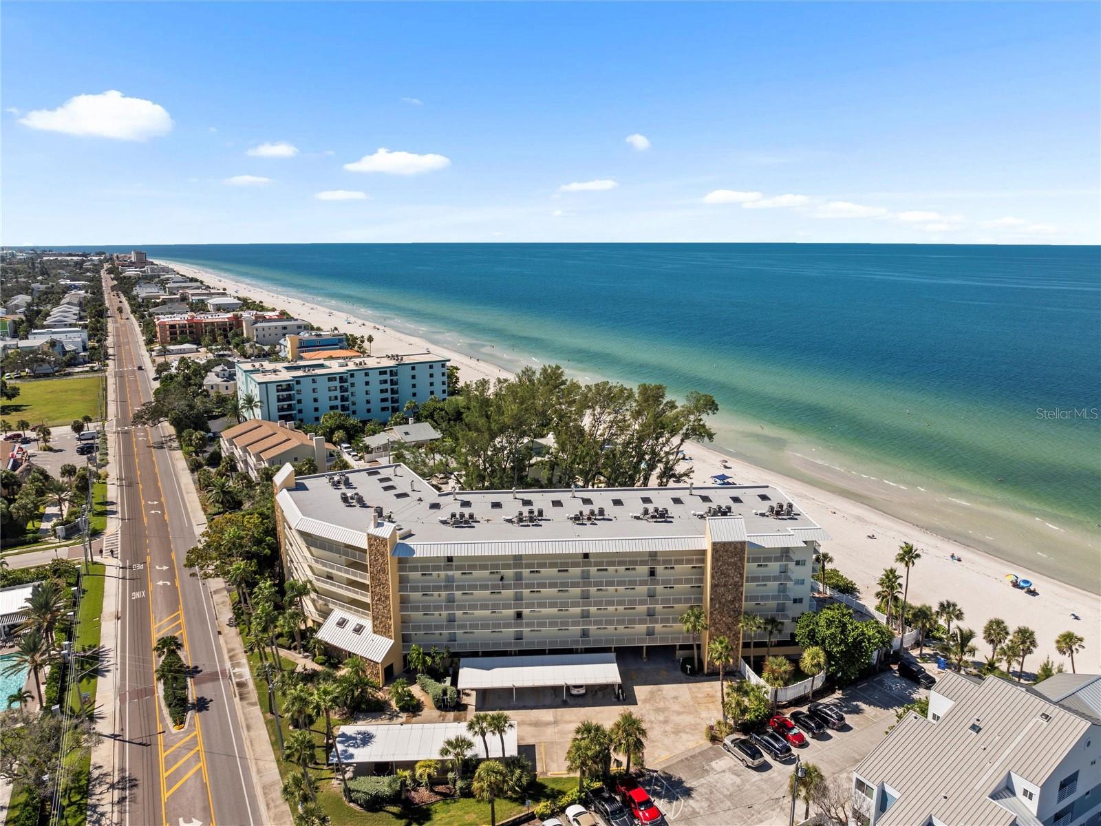 DOLPHIN REEF CONDO - Residential