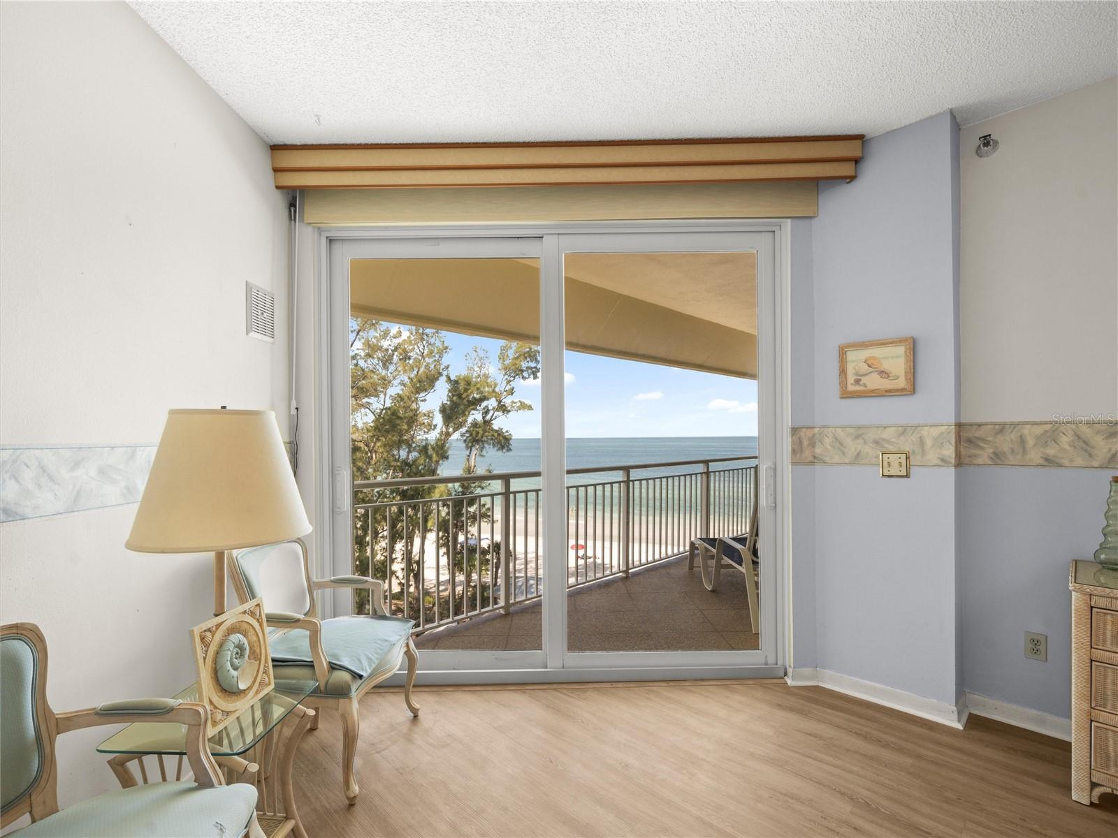 DOLPHIN REEF CONDO - Residential