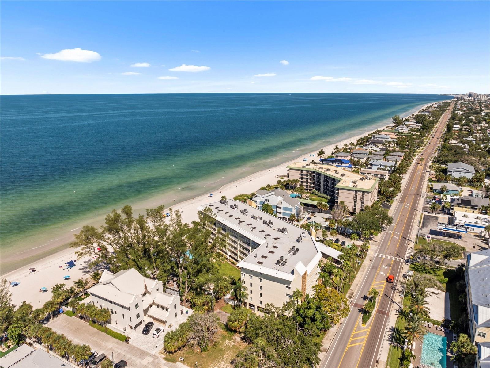 DOLPHIN REEF CONDO - Residential