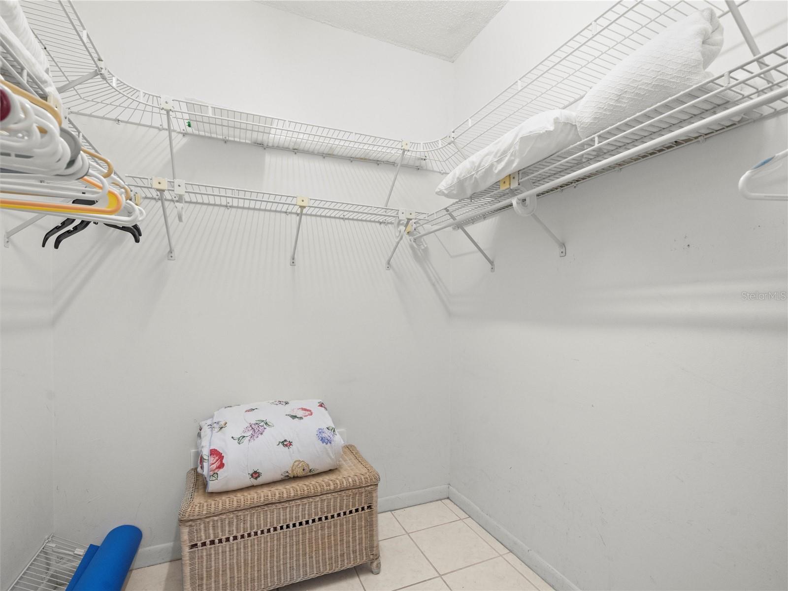 DOLPHIN REEF CONDO - Residential