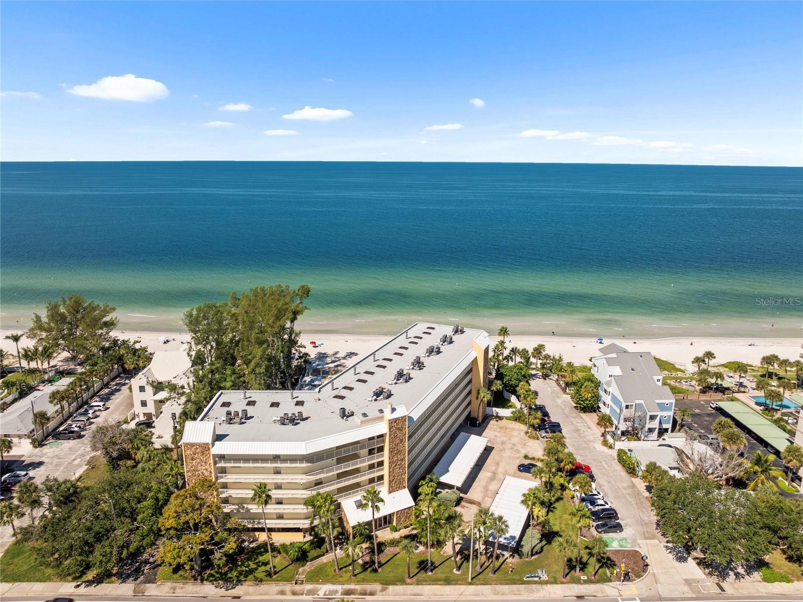 DOLPHIN REEF CONDO - Residential