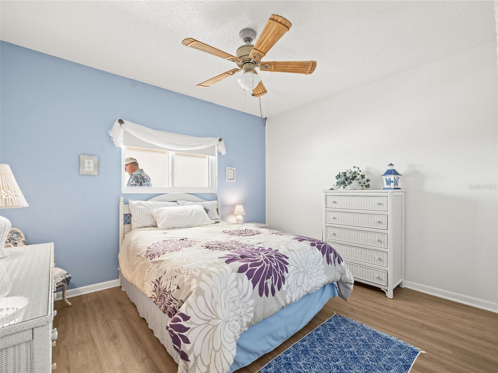 DOLPHIN REEF CONDO - Residential
