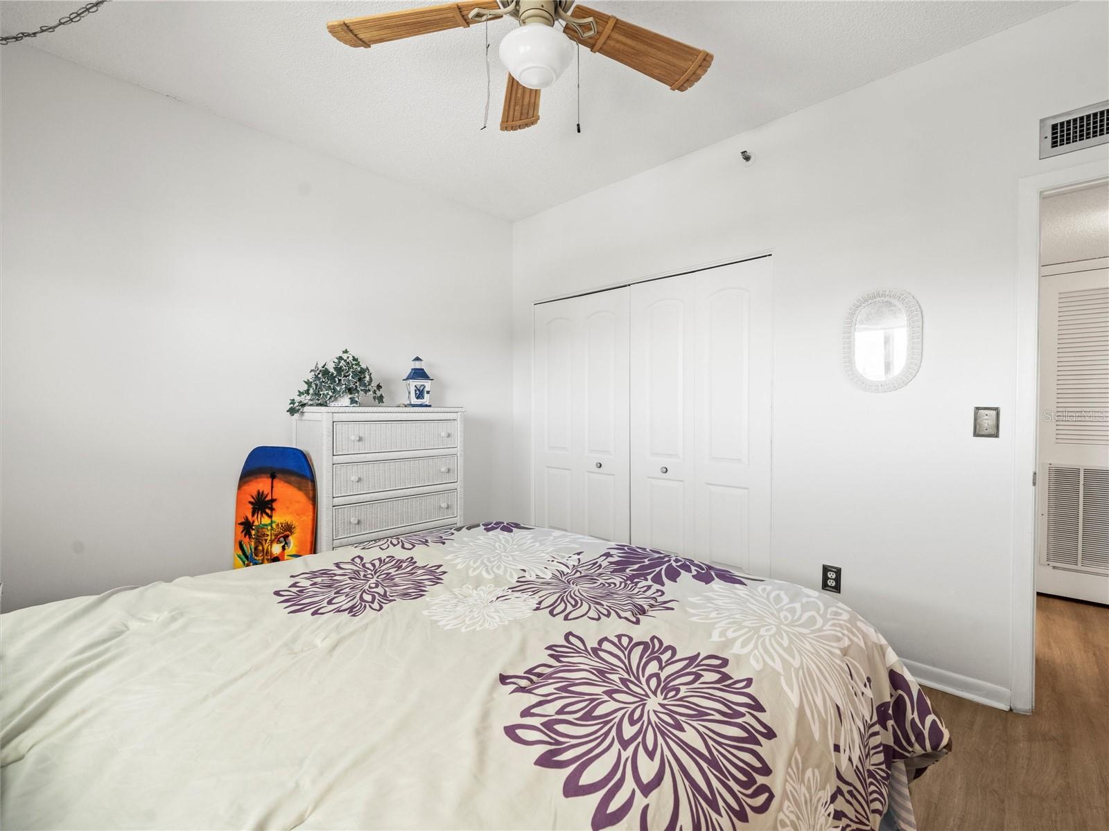 DOLPHIN REEF CONDO - Residential
