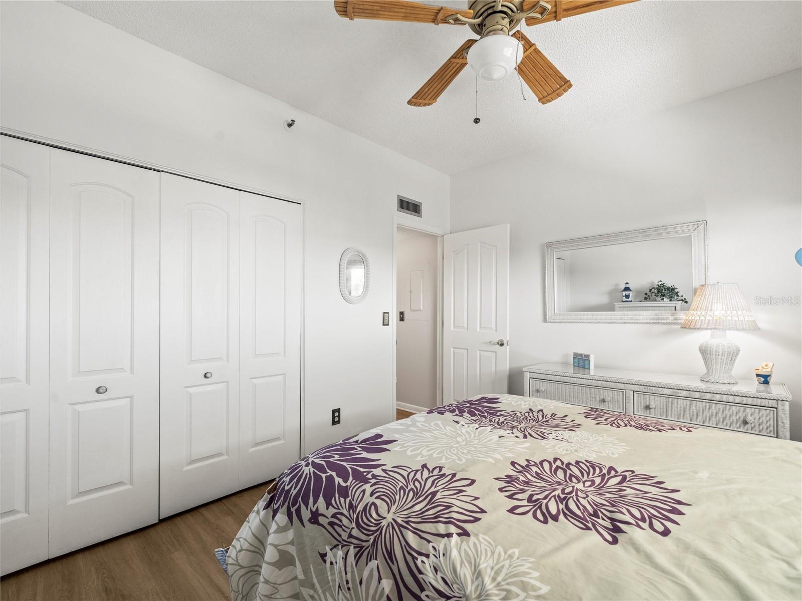 DOLPHIN REEF CONDO - Residential