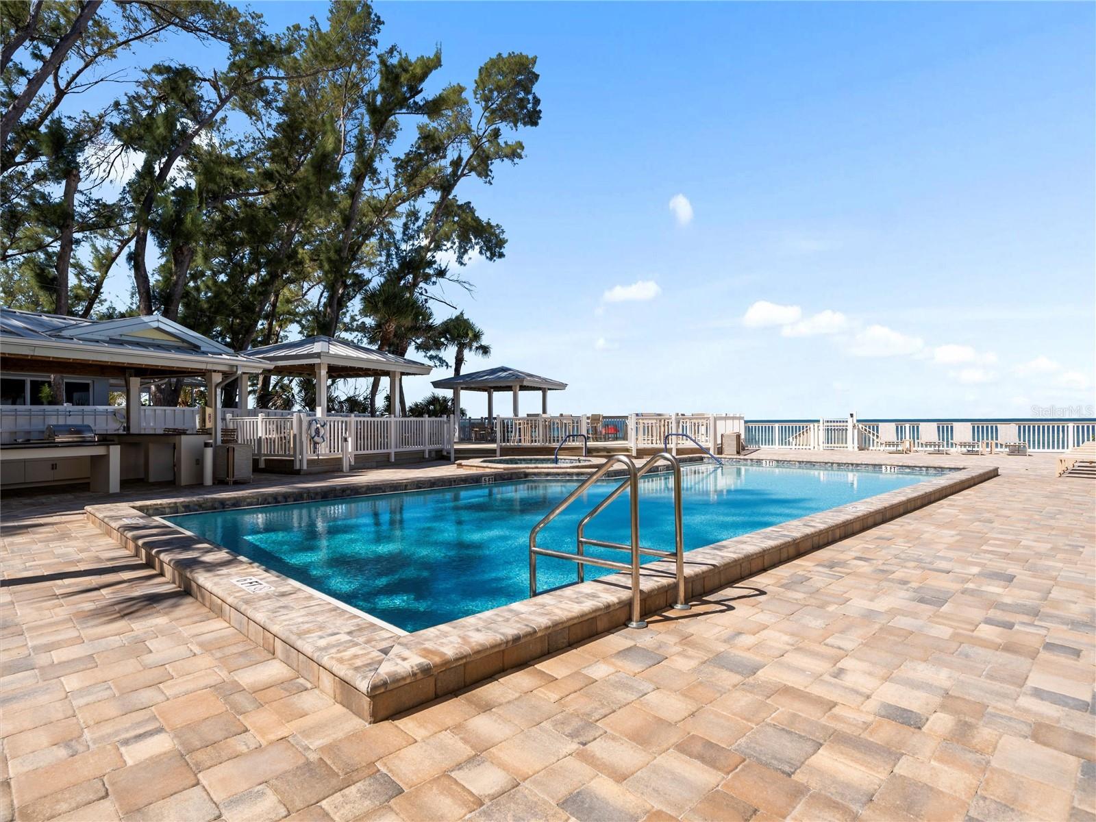 DOLPHIN REEF CONDO - Residential