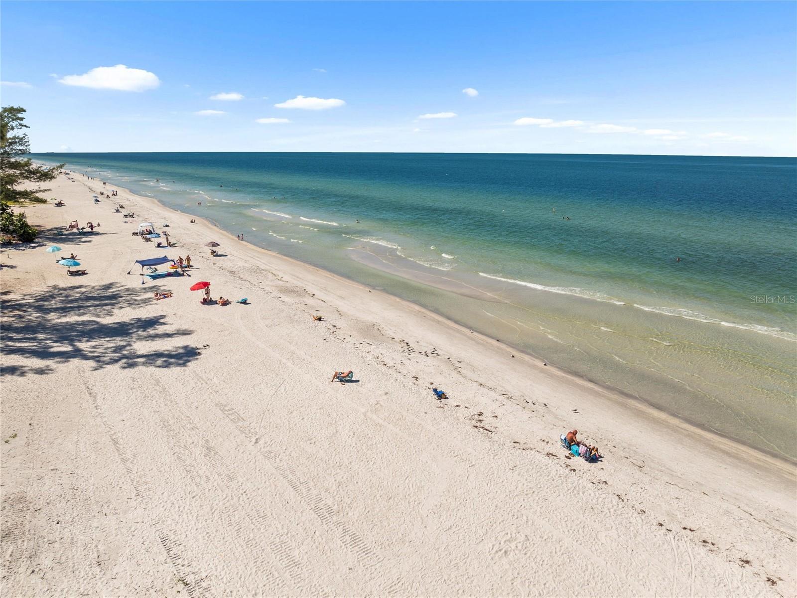 DOLPHIN REEF CONDO - Residential