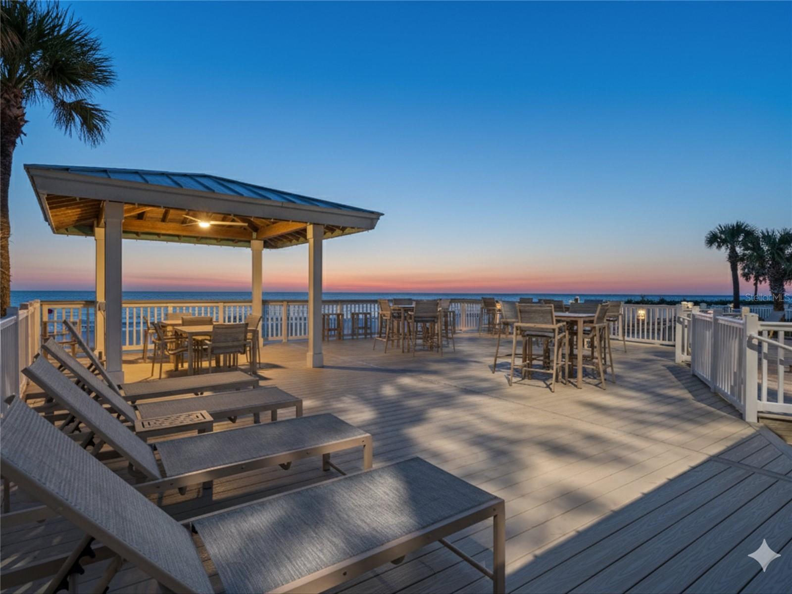 DOLPHIN REEF CONDO - Residential