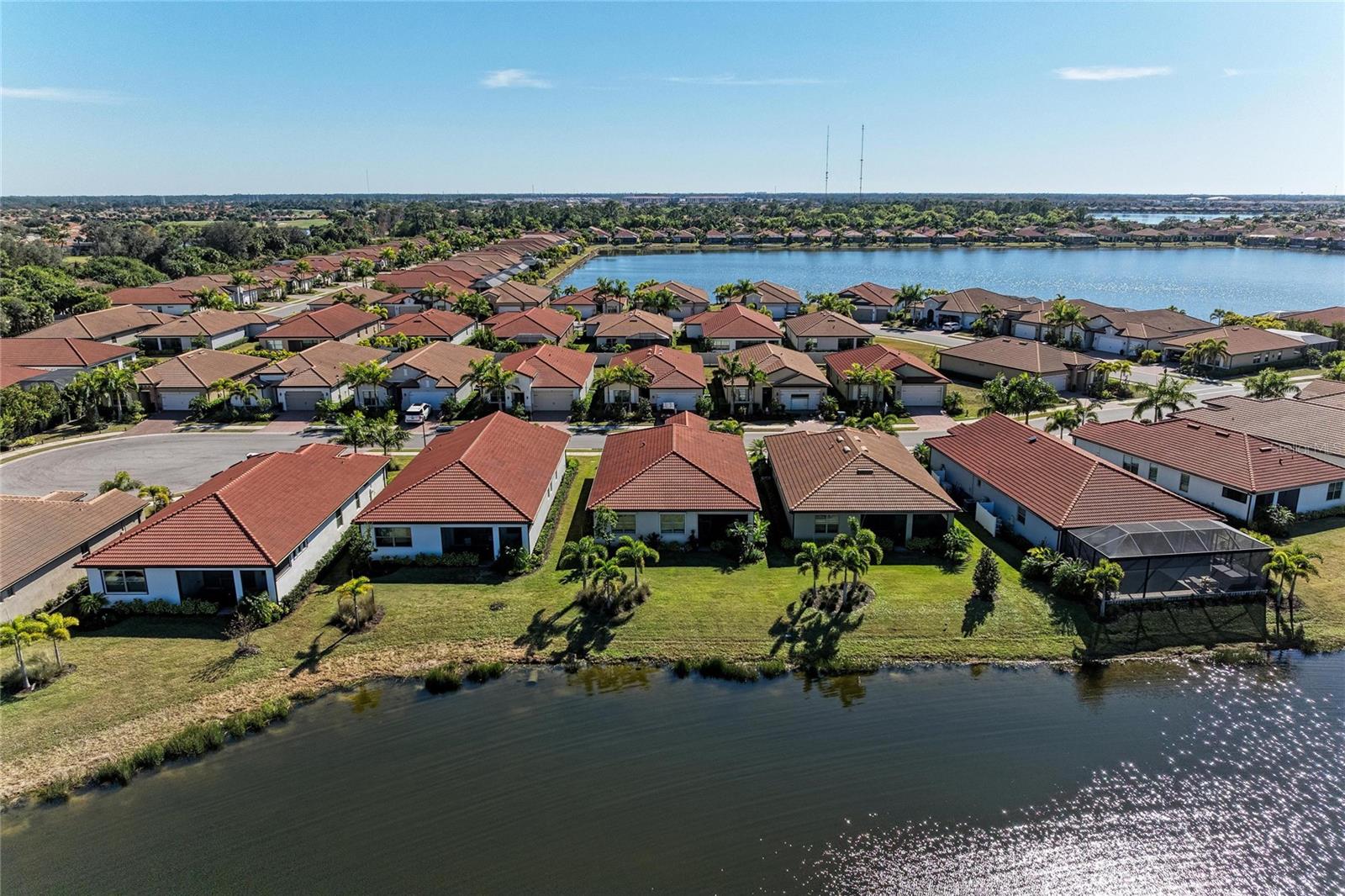 TOSCANA ISLES - Residential