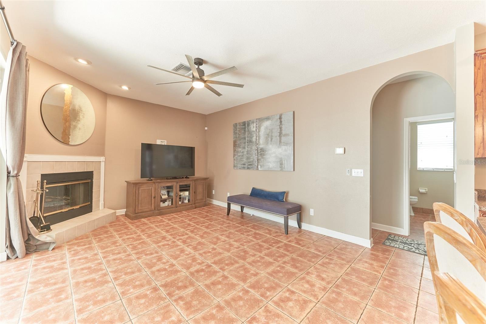 HUNTERS GREEN PRCL 18A PHAS - Residential