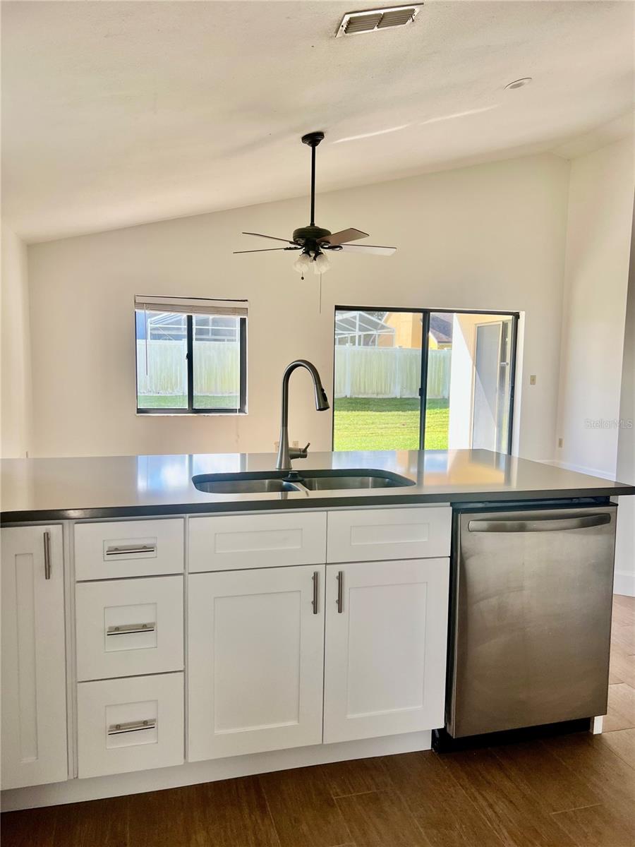 ALAFAYA WOODS PH 18 - Residential Lease