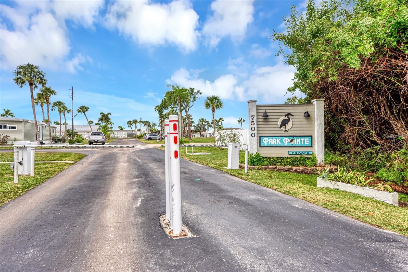 PARK POINTE MOB HME VLGE - Land