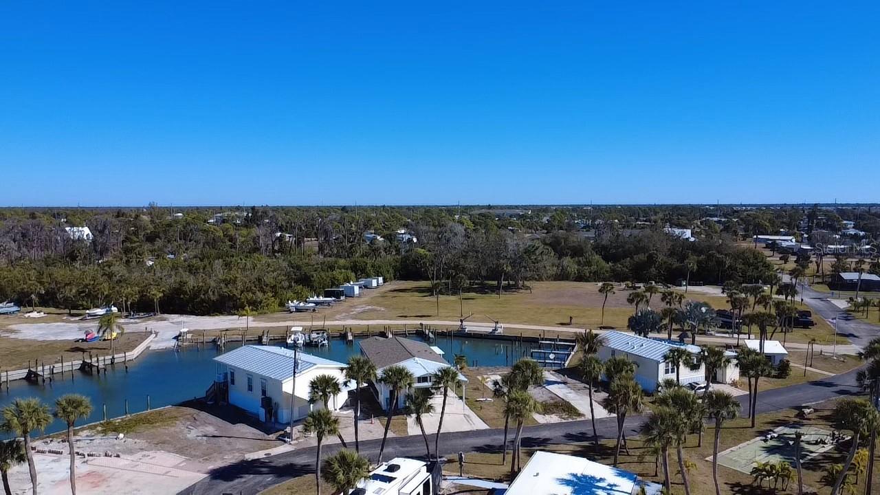 PARK POINTE MOB HME VLGE - Land