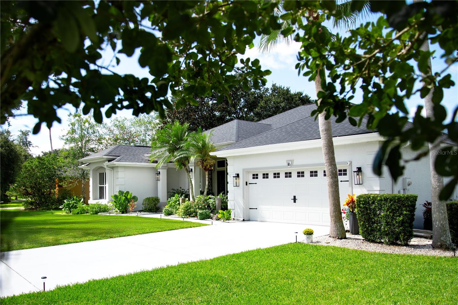 16 CIRCLE CREEK WAY