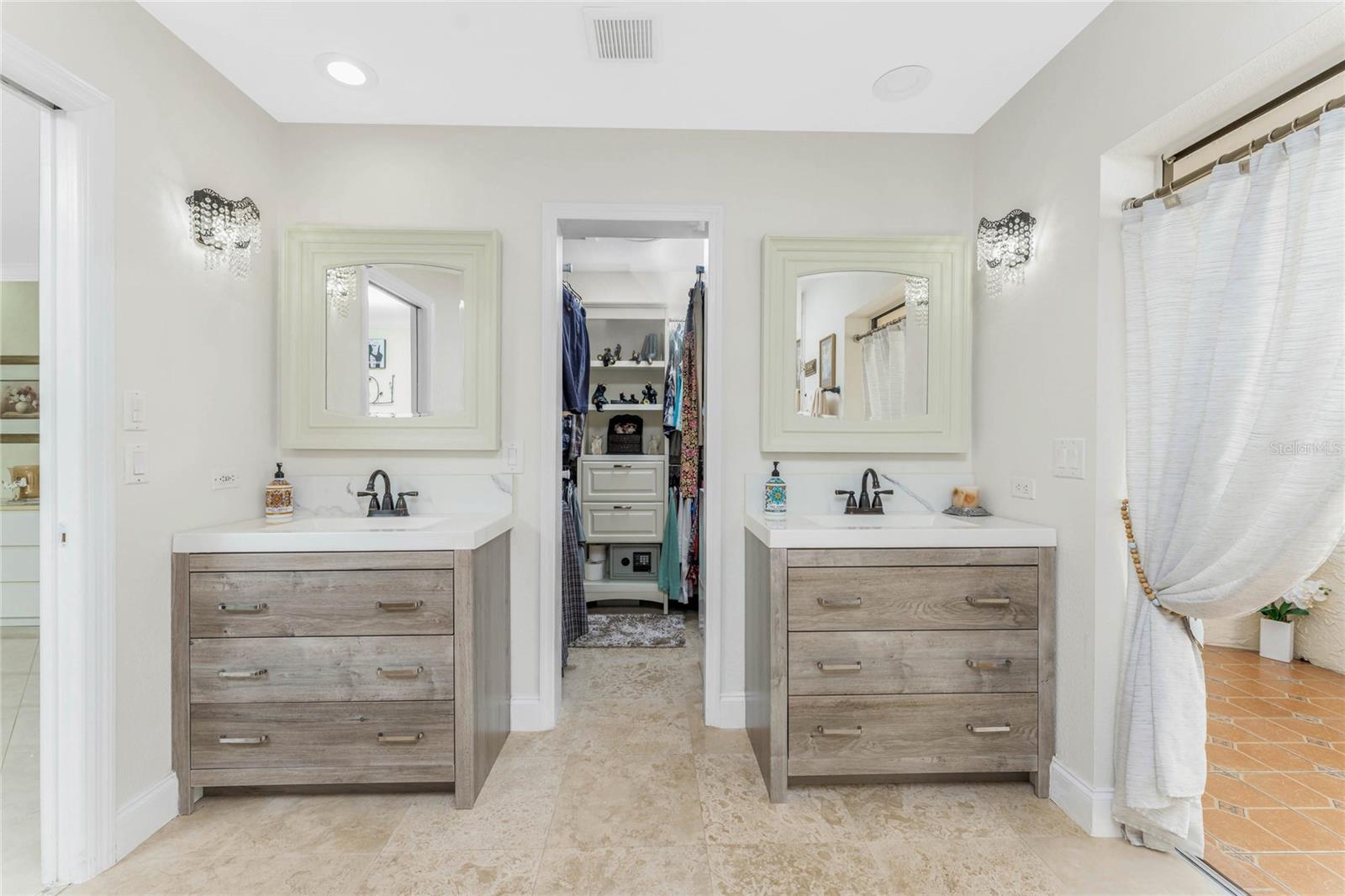 PUNTA GORDA ISLES SEC 05 - Residential