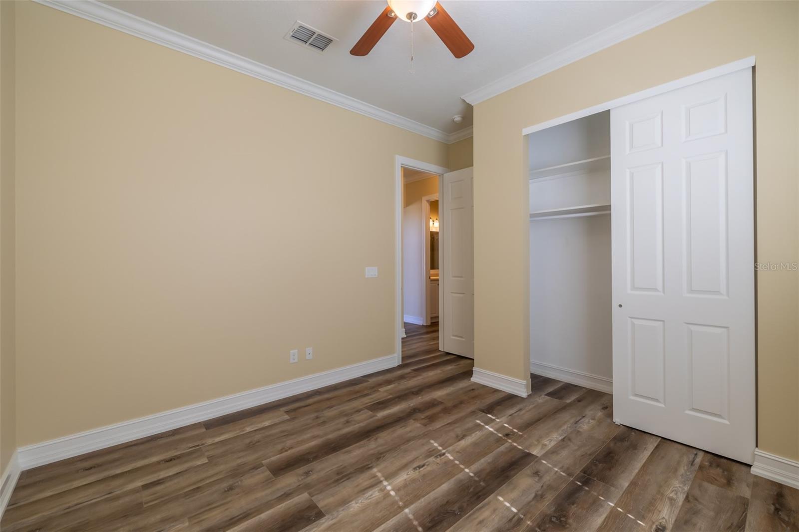 VALENCIA LAKES TR J PH 2 - Residential