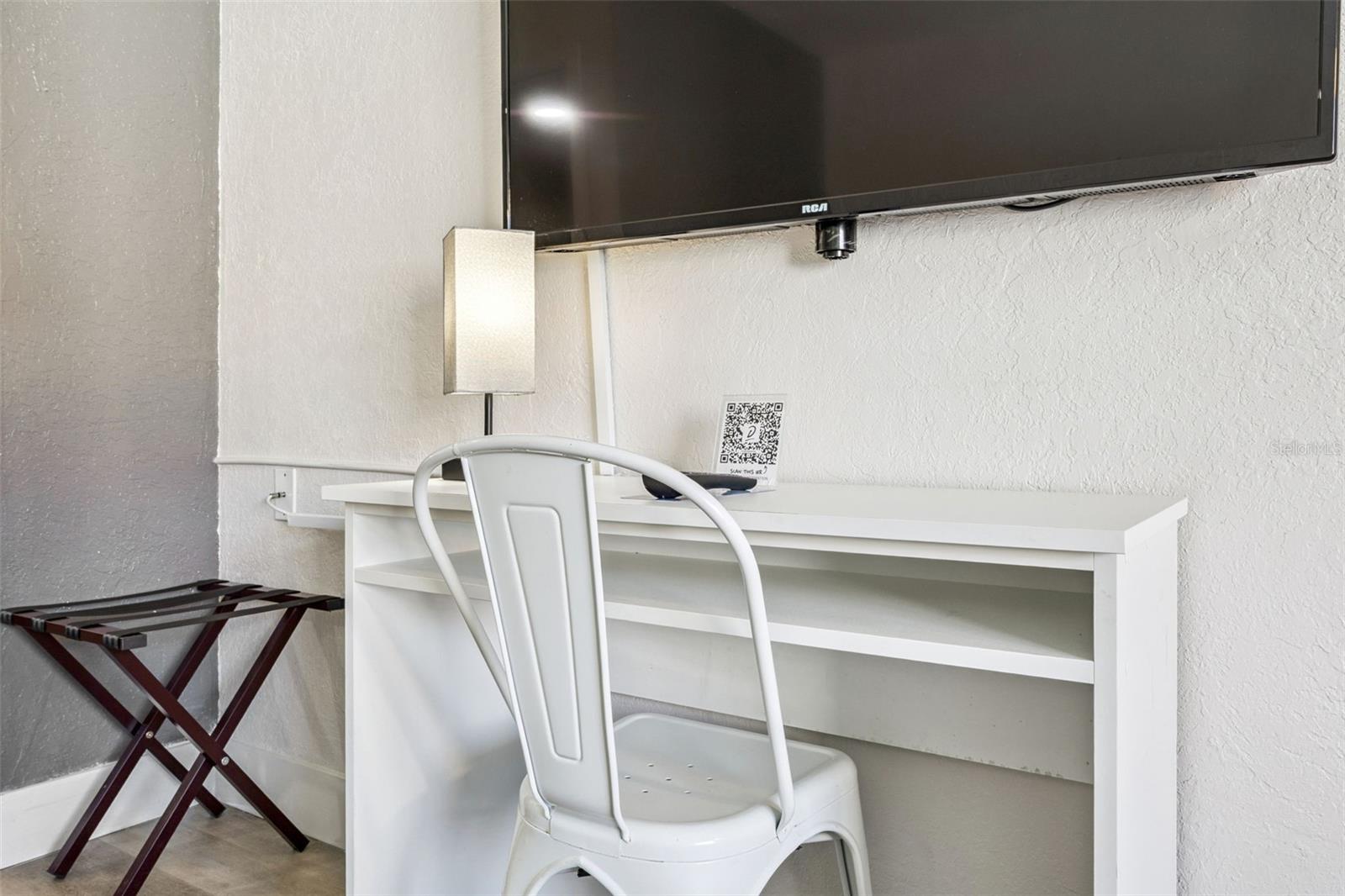 GREENPOINT ESSENTIAL HOTEL CONDO - Residential