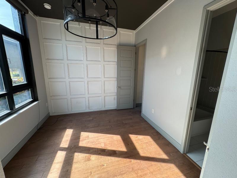 CARROLLWOOD CROSSINGS 2 - Residential