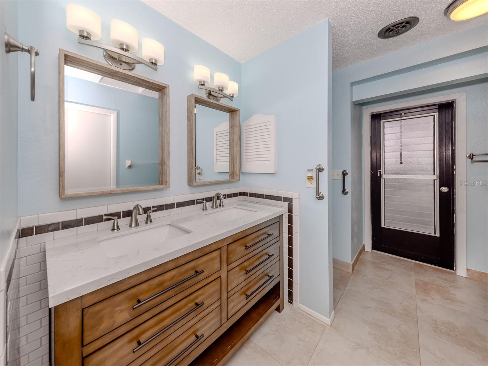 PINEBROOK SOUTH - Residential