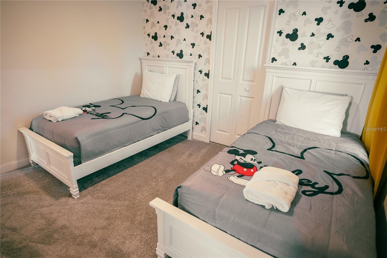 COVE AT STOREY LAKE II - Residential