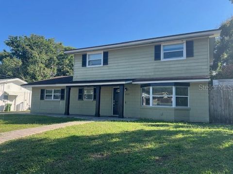 Photo of 660 Avenue N SE, Winter Haven, FL 33880 (MLS # L4958197)