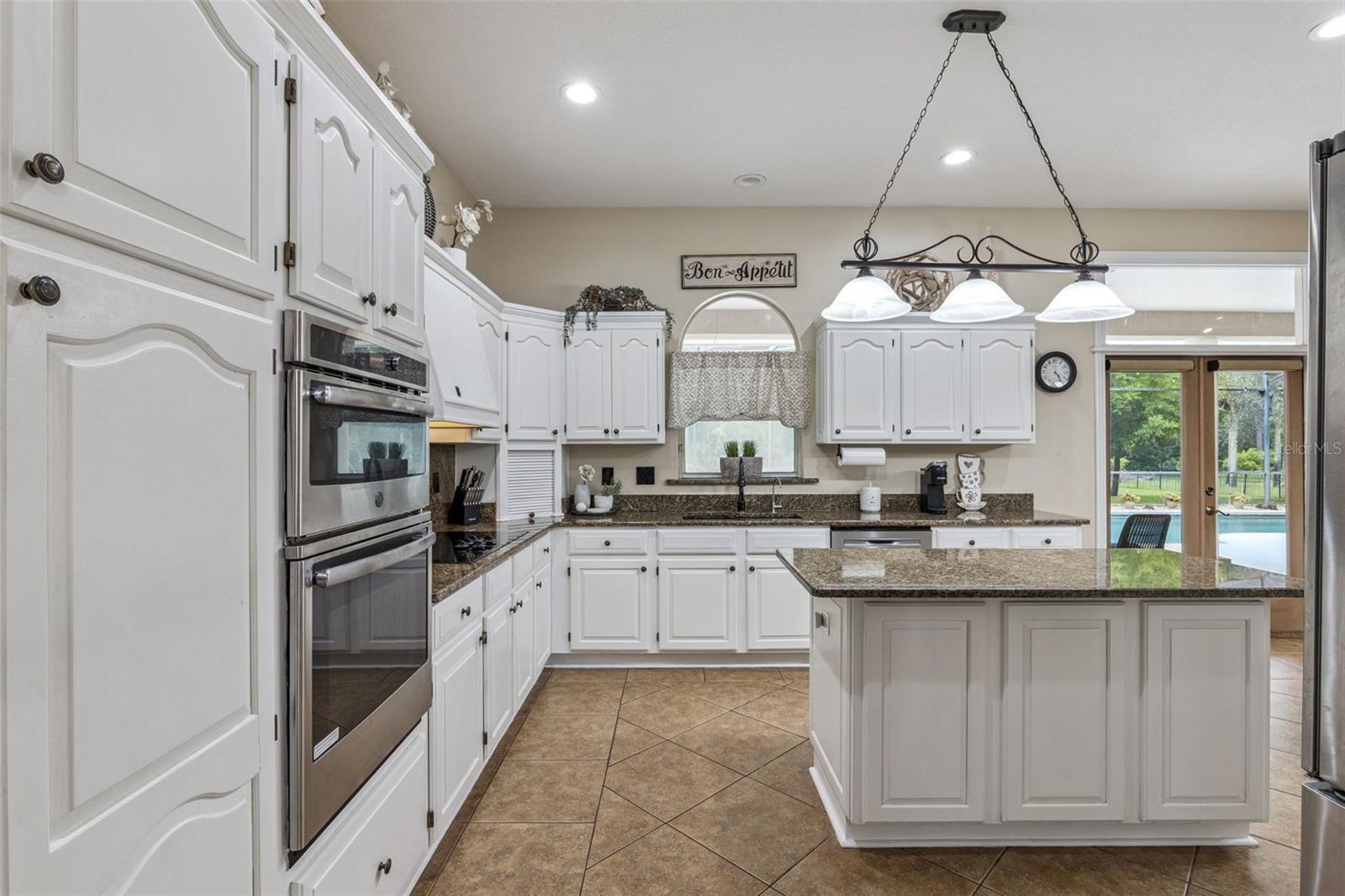 EAGLE CREEK - Residential