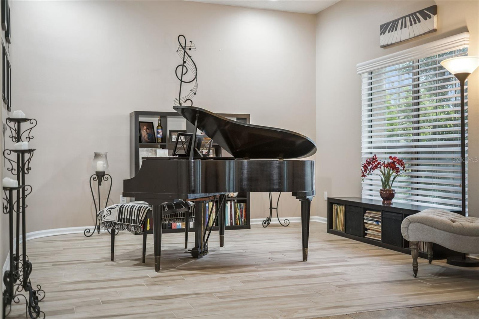 EAGLE CREEK - Residential