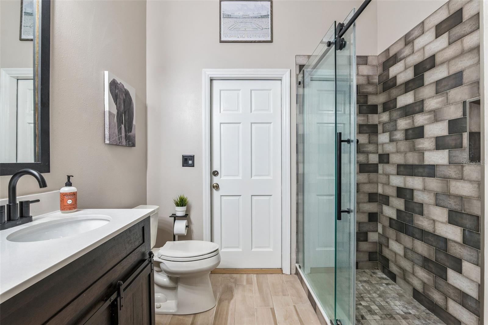 EAGLE CREEK - Residential