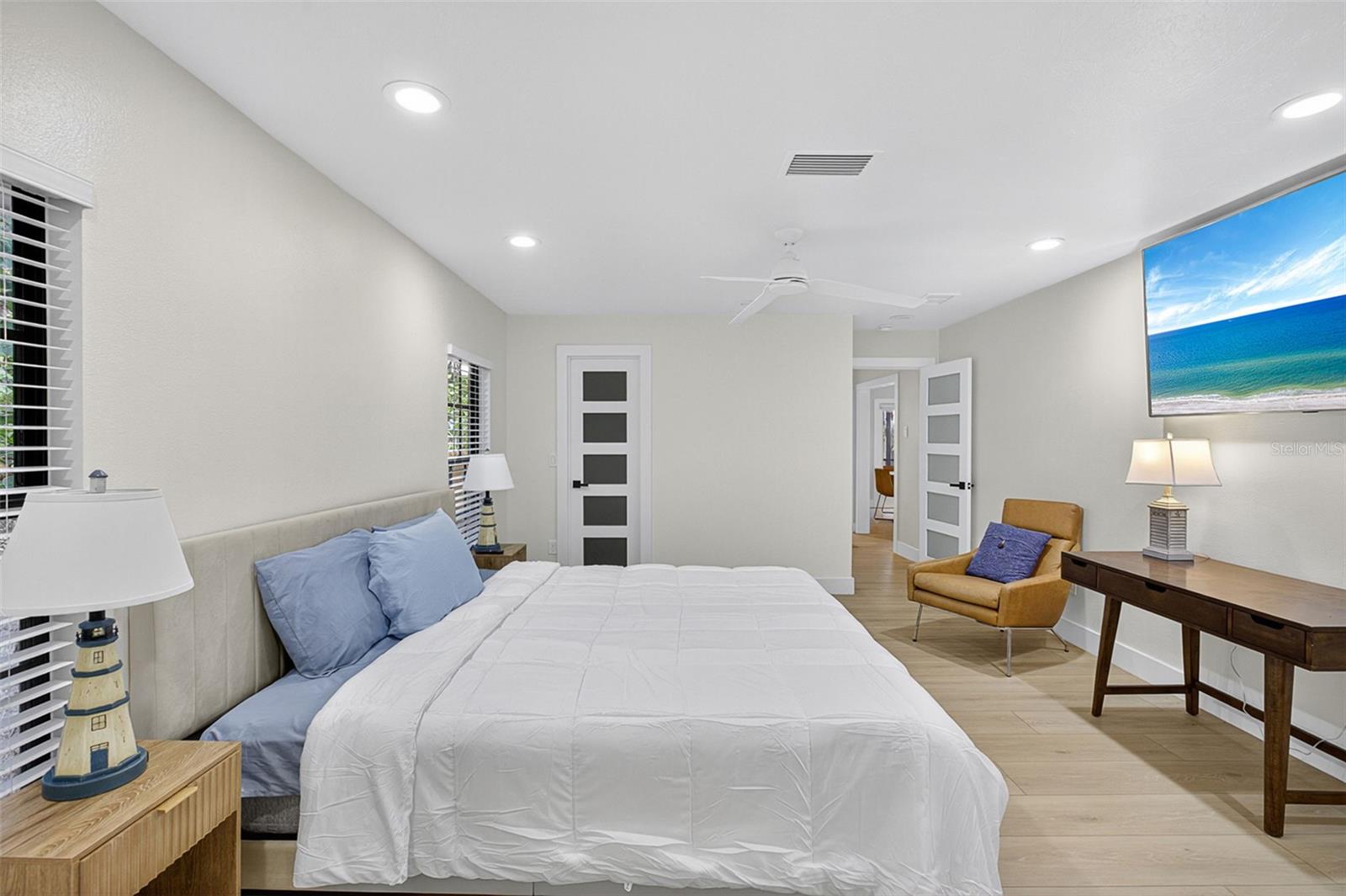 BAY ISLAND PARK - Residential