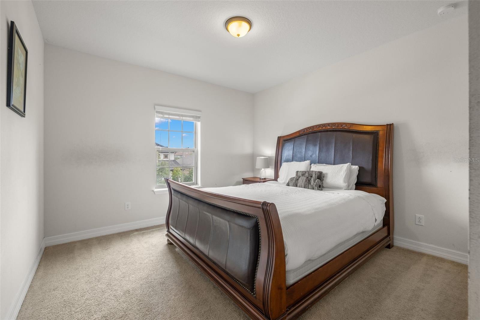 BIRCHWOOD PRESERVE SOUTH - Residential Lease