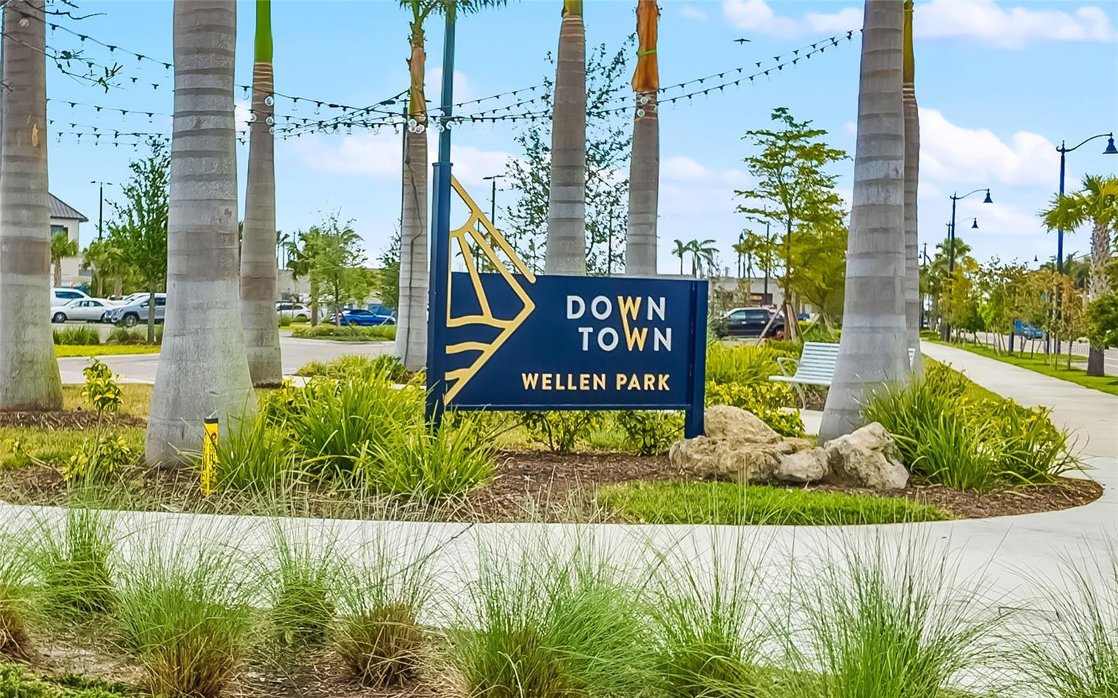 LAKESPUR AT WELLEN PARK3570 - Residential